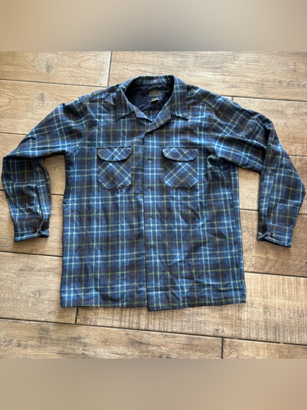 Pendleton The Original Board Shirt Mens L Blue Plaid Wool Flannel Button-Up